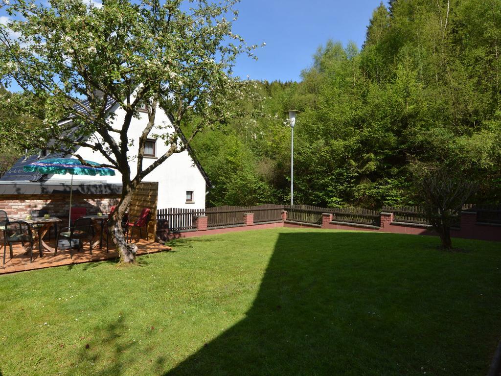 Holiday Home With Garden In Hellenthal Eifel Exteriér fotografie